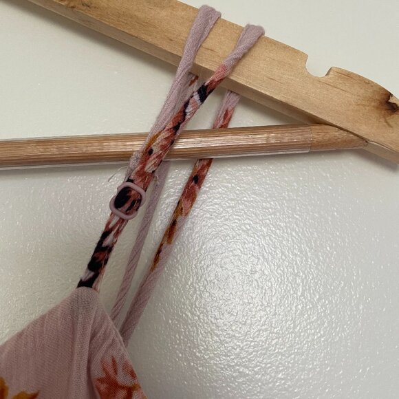 American Eagle Cold Shoulder Tie-Front Floral Spaghetti Strap Top Size M - Picture 10 of 13